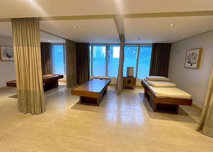 Apartamento Elegant 1br Bgc Uptown Parksuites T2 *