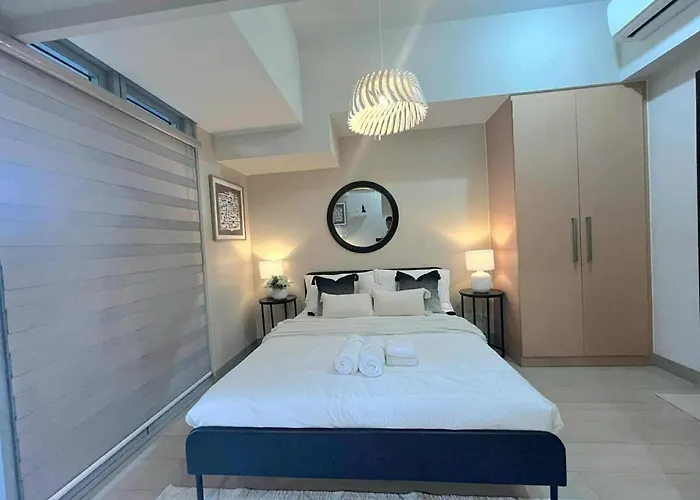 Apartamento Elegant 1br Bgc Uptown Parksuites T2 *