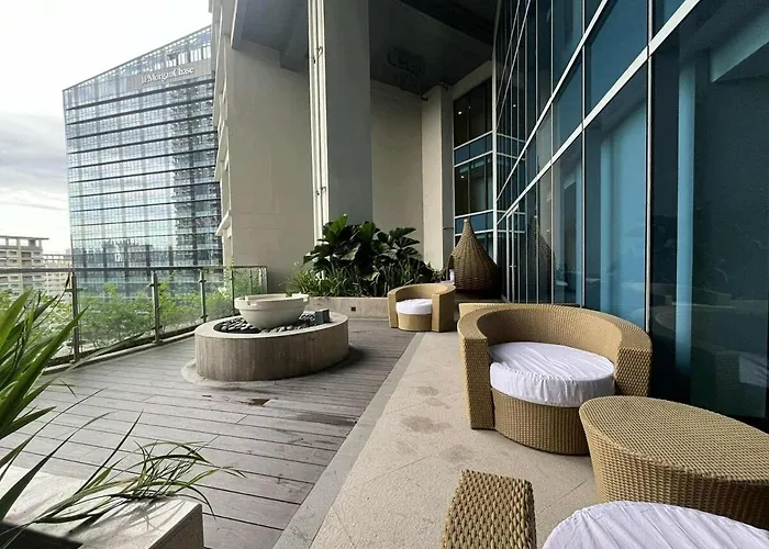 Apartamento Elegant 1br Bgc Uptown Parksuites T2